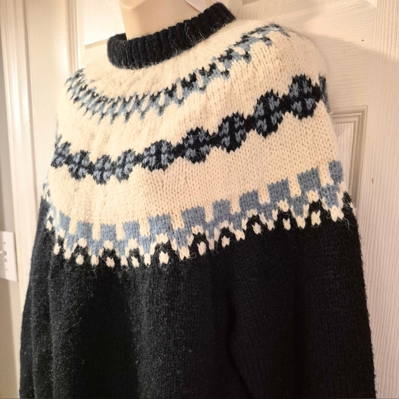 Portage Original Hand Knit Chunky Sweater Medium - Picture 2 of 5